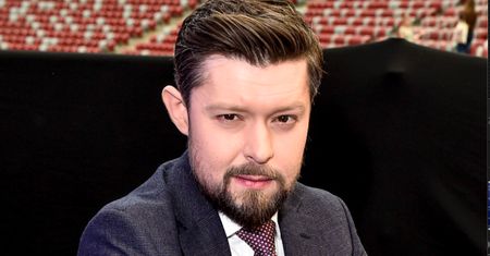 Remigiusz Mróz ujawnił mrożącą krew w żyłach historię. Chodził do klasy z SERYJNYM MORDERCĄ: "Robił ohydne rzeczy"