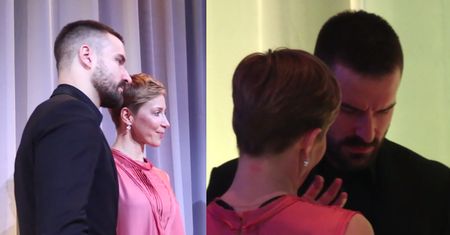 Przejęta Warnke i spięty Stramowski obejmują się przed paparazzi