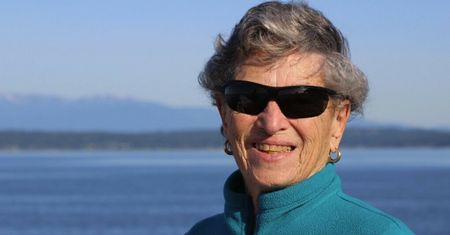 Seattle. 90-latka przeszła 10 km w śniegu, aby się zaszczepić