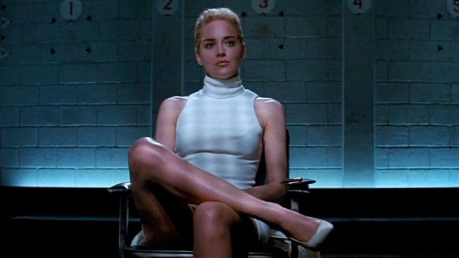 Reżyser "Nagiego instynktu" zarzuca Sharon Stone kłamstwo