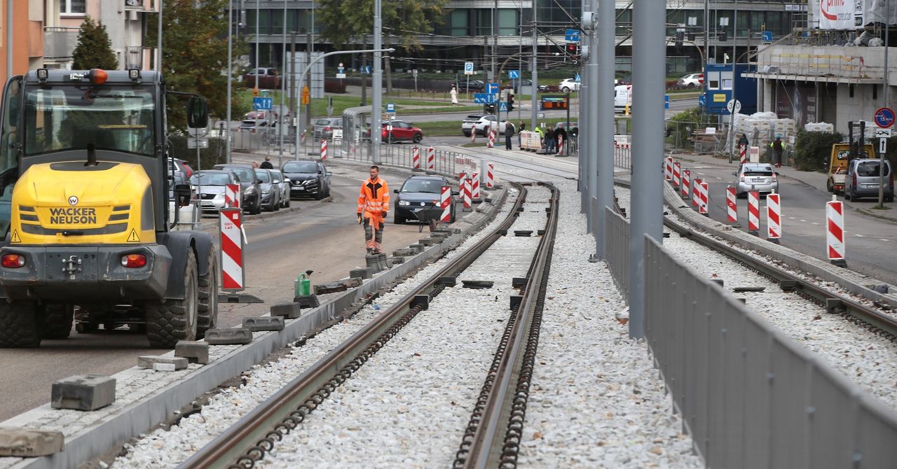 Szczecin: Otwarty odcinek Powstańców, ale inwestycja wciąż trwa