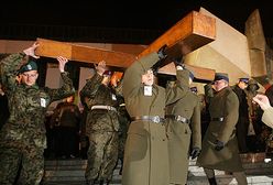 Warszawiacy uczestniczyli w Drodze Krzyżowej na Starówce