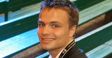 Marcin Hakiel odsłania nowe MŁODZIEŻOWE oblicze! "Po prostu BYĆ SOBĄ!" (FOTO)