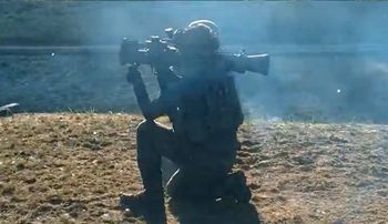 17WBZ na ćwiczeniach. Używa broni, która zastąpiła poradziecki złom