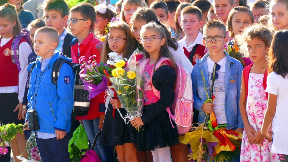 Eksperci podpowiadają, co dać nauczycielom na zakończenie roku szkolnego