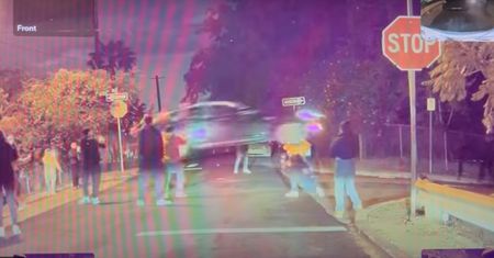 "Leciał" teslą nad Los Angeles. Piękne wyjście z progu, słabe lądowanie