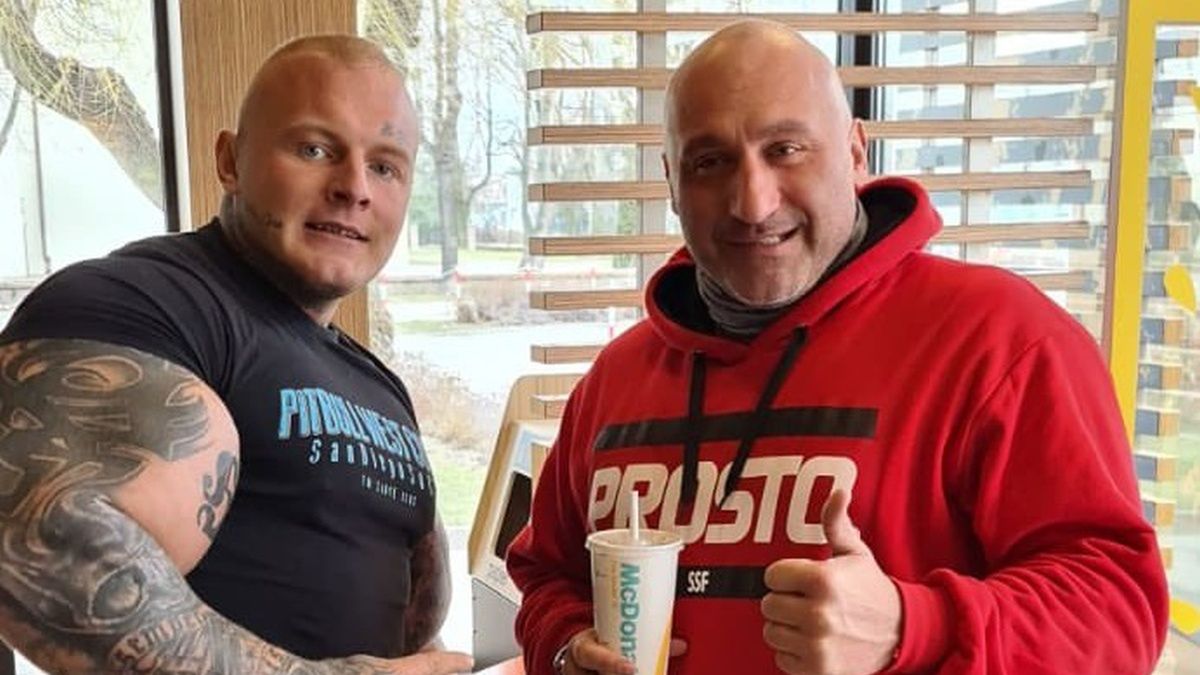 Marcin Najman w McDonald's. Nie był sam.