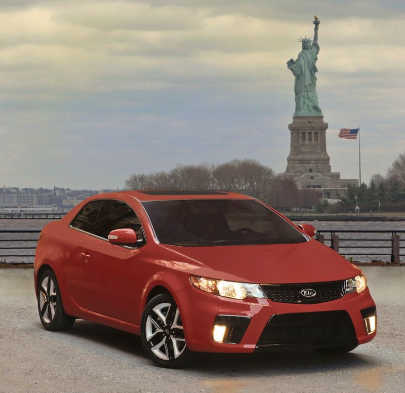 2010-Kia-Forte-Koup-56