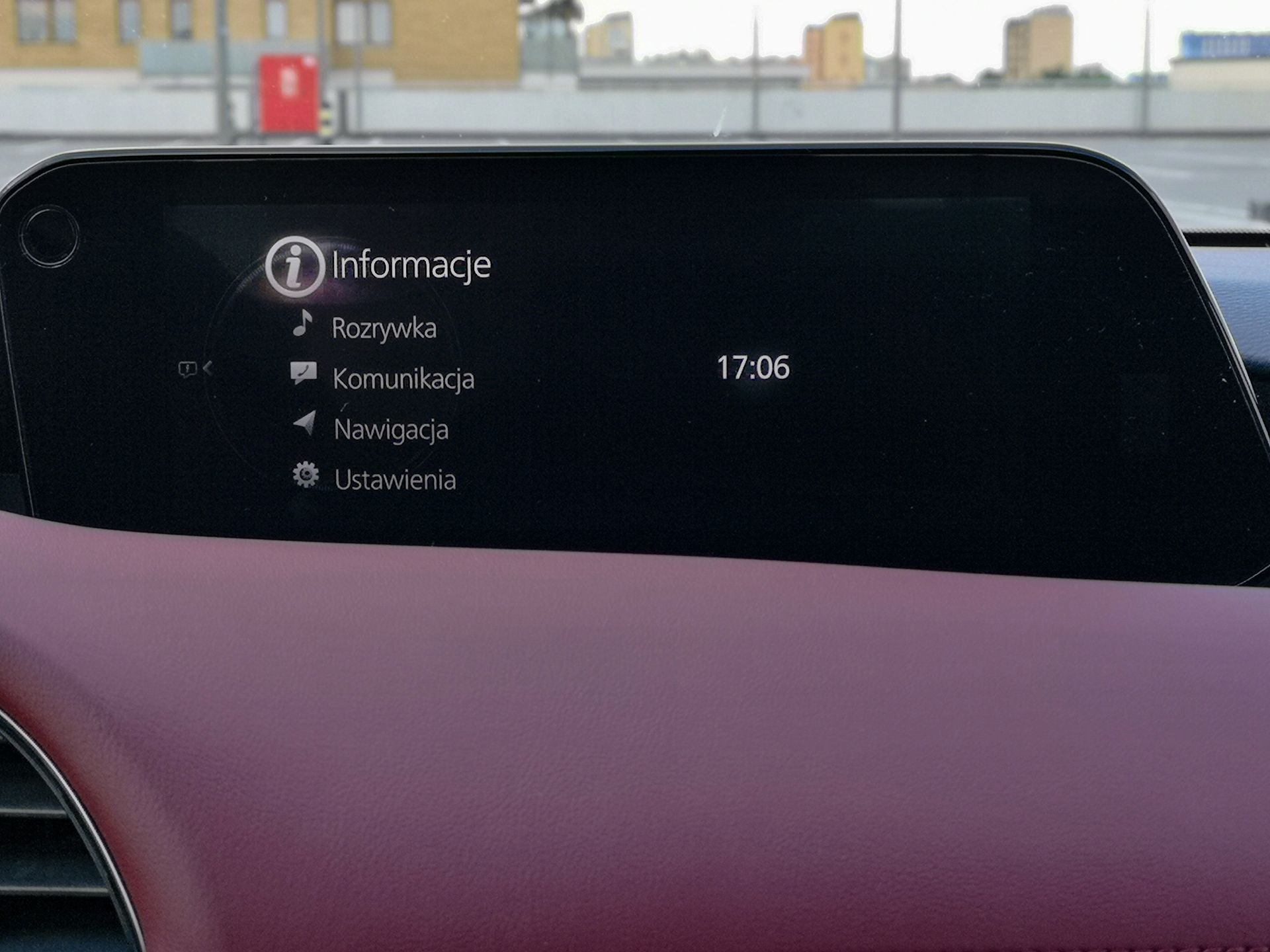 Mazda 3 Sky-X: Kamery 360 stopni, Android Auto i audio Bose Premium 27