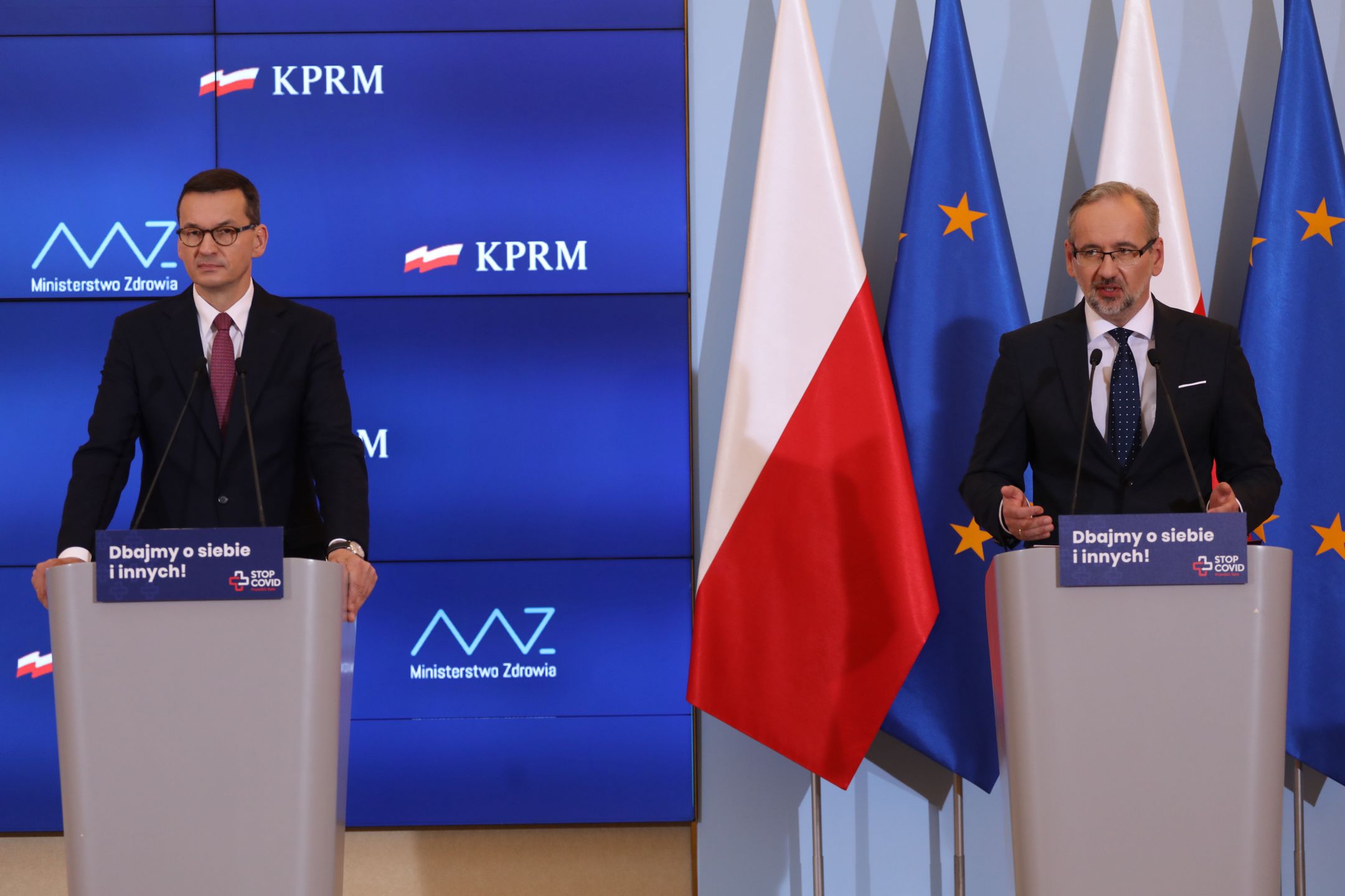 Luzowanie obostrzeń. Premier Morawiecki i minister Niedzielski o decyzjach 