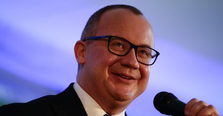 Ponad pół miliona złotych. Tak w ubiegłym roku zarabiał Adam Bodnar