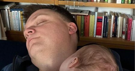 Hołownia obudził się o 4:50. Takiego widoku się nie spodziewał