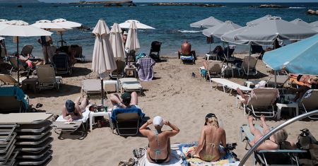 Turysta z Niemiec nie wytrzymał. Tak plażowicze "zajmują" cień