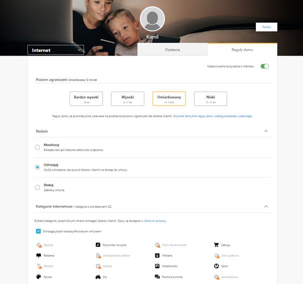 Widok sekcji Internet w zakładce konfigurowania reguł domu, a więc zasad blokowania treści i witryn na urządzeniu Twojego dziecka. - norton 360