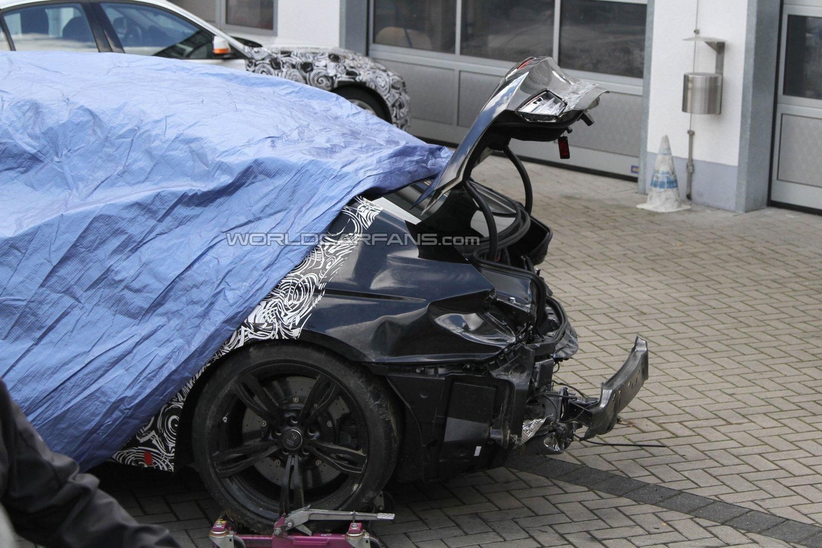 BMW M6 Crash