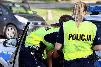 Ponad promil alkoholu o 7 rano! 58-latek zatrzymany za kierownicą Mitsubishi w Ostrowcu Świętokrzyskim