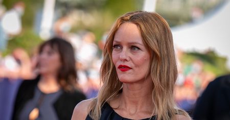Vanessa Paradis na Festiwalu w Deauville. Gwiazda nie ukrywa oznak upływającego czasu