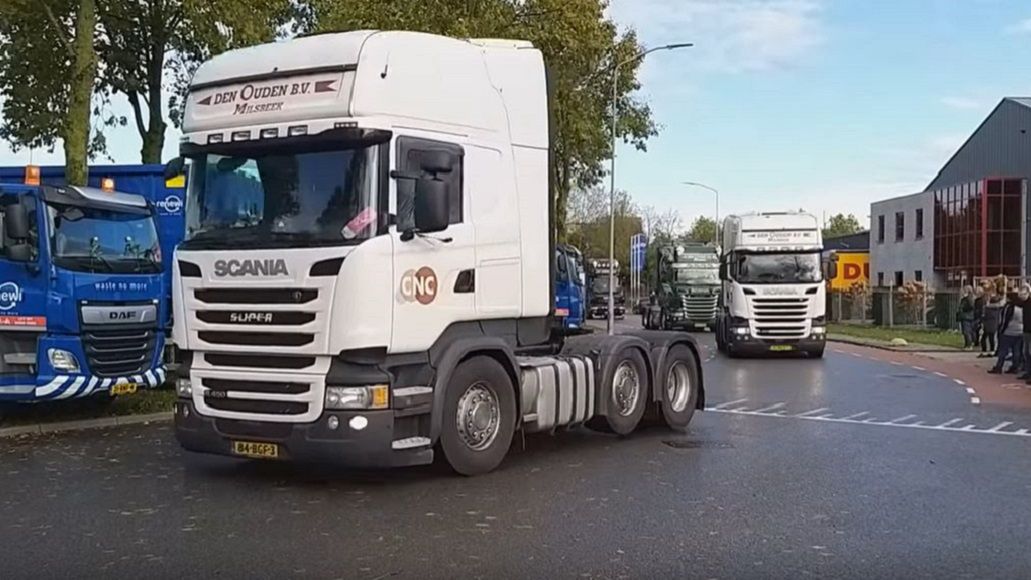 Ponad 300 pojazdów ciężarowych w jednym miejscu to niecodzienny widok.