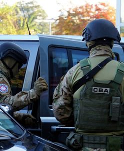 Akcja agentów CBA. Śledczy z Katowic zatrzymali cztery osoby