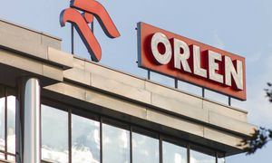 Orlen rezygnuje z publikacji ważnych danych. Tak to tłumaczy
