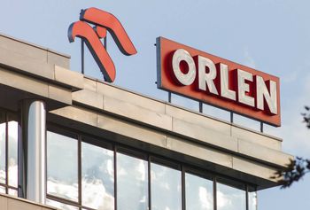 Orlen rezygnuje z publikacji ważnych danych. Tak to tłumaczy