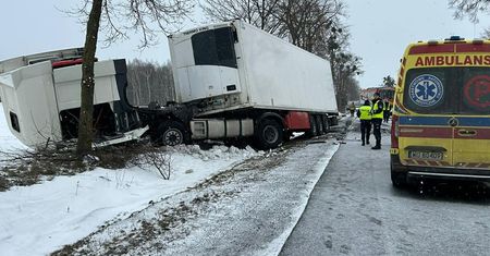 Śmiertelny wypadek w Dobrzankowie. Zginął kierowca