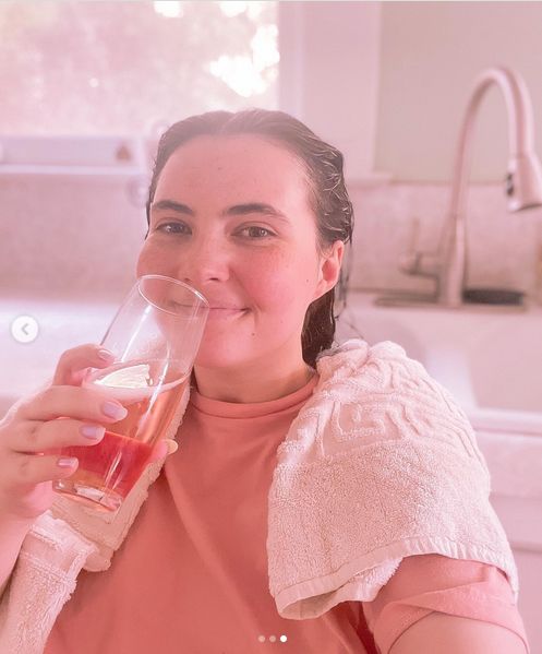 25-letnia Tessa Hansen-Smith jest uczulona na wodę
