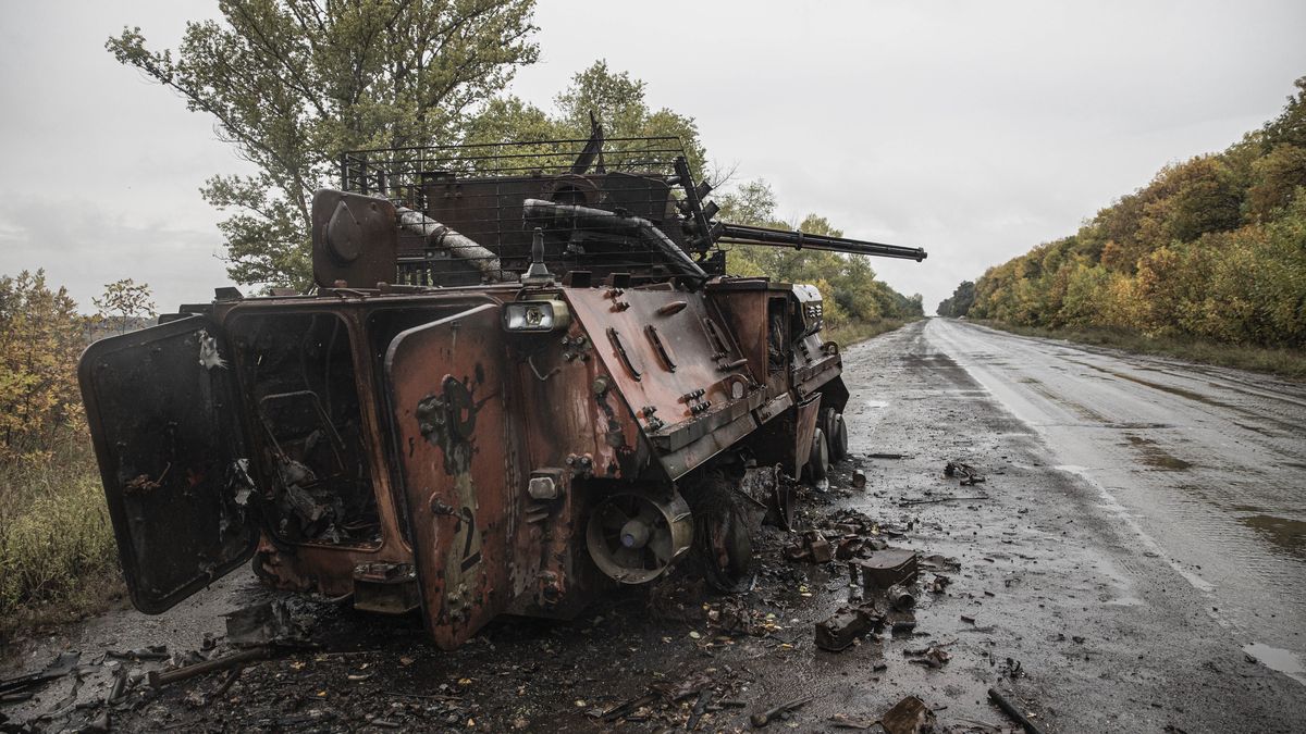 KHARKIV, UKRAINE - SEPTEMBER 23: A view of a wrecked military vehicle in Staryi Saltiv town of Kharkiv, Ukraine on September 23, 2022 as Russia-Ukraine war continue. The residents of the town continue their lives under difficult conditions due to the lack of electricity, water and natural gas ahead of the upcoming winter season. (Photo by Metin Aktas/Anadolu Agency via Getty Images)