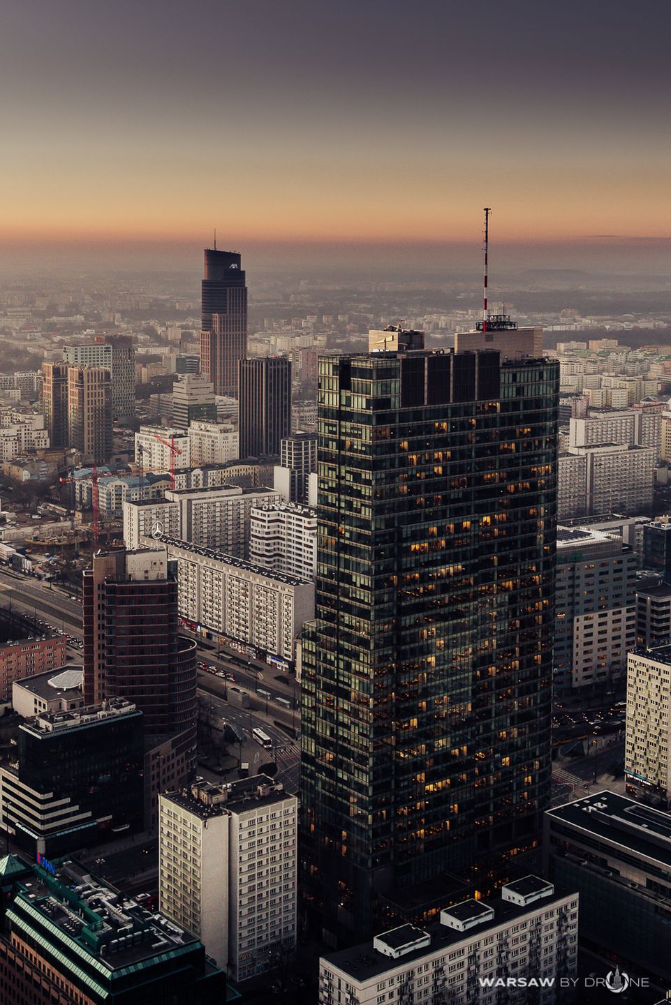 Poznajesz to miasto? Rafał Ganowski opowiedział nam o projekcie "Warsaw By Drone" 15