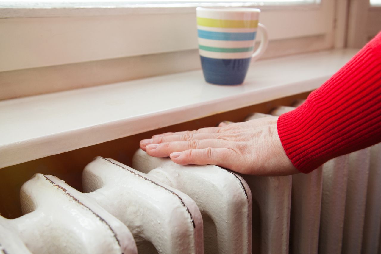 hand touching the radiator to check whether heated
iron, interior, house, heating, white, warm, radiator, steel, wallpaper, room, hand, attached, sanitary, system, technology, wall, shape, plumbing, maintain, heat, winter, cold, domestic, aluminium, apartment, fingers, indoor, heat-exchanger, heater, red, mug