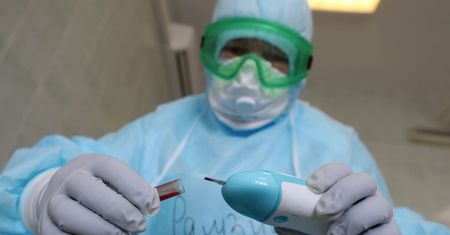 Koronawirus. Można stosować trzeci typ testów. Wynik już po 15 minutach