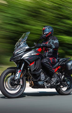 Ducati Multistrada V4 Grand Tour - na długie dystanse