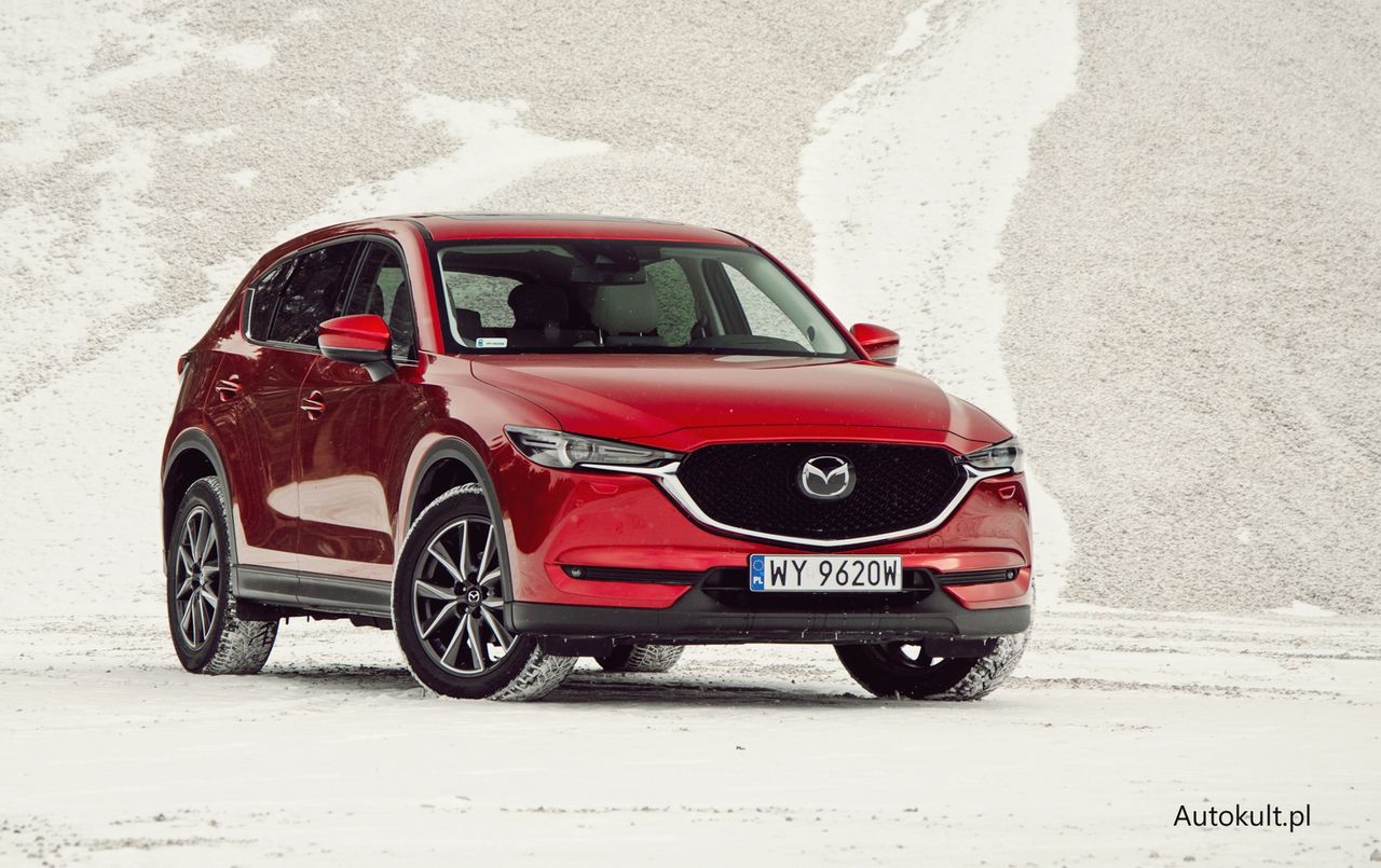 Mazda CX-5 2.5 Skyactiv-G: SUV z dużym silnikiem na przekór modzie