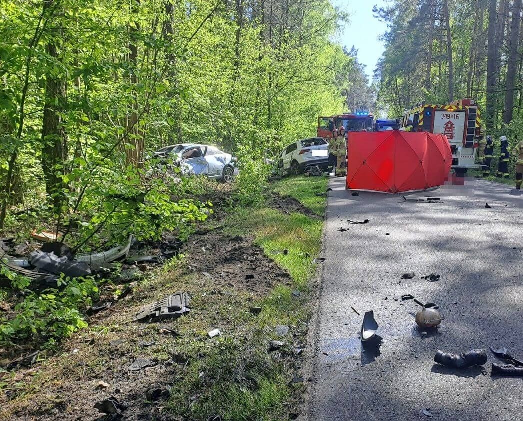 Zderzenie czołowe na zakręcie