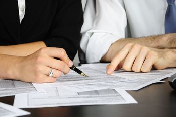 Zwolnienia grupowe w popularnym dyskoncie. Pracę traci prawie 100 osób