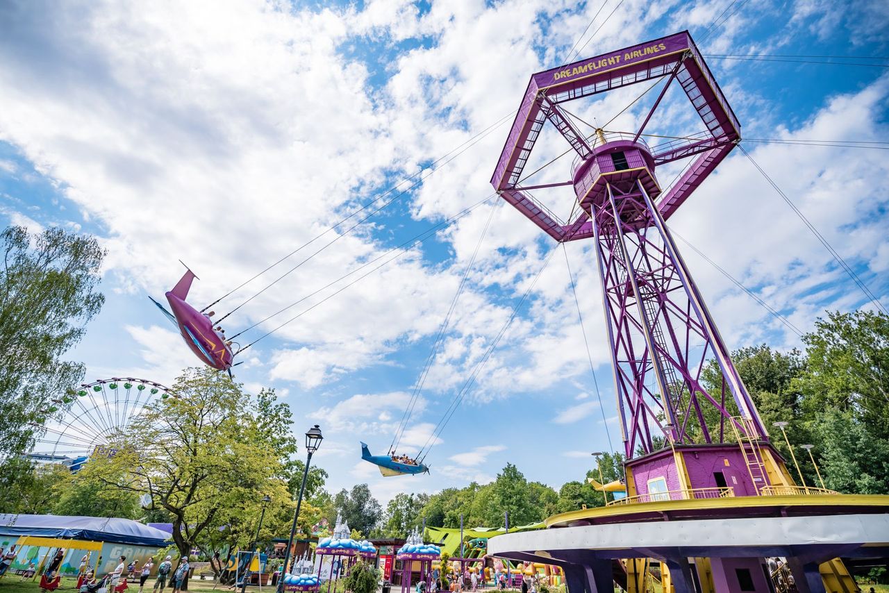 Parki rozrywki będą otwarte. "Telefony się urywają"