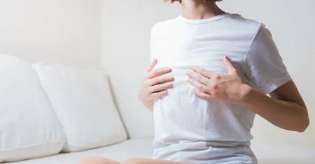 Profilaktycznie usunęły piersi lub macicę. "To może uratować życie"
