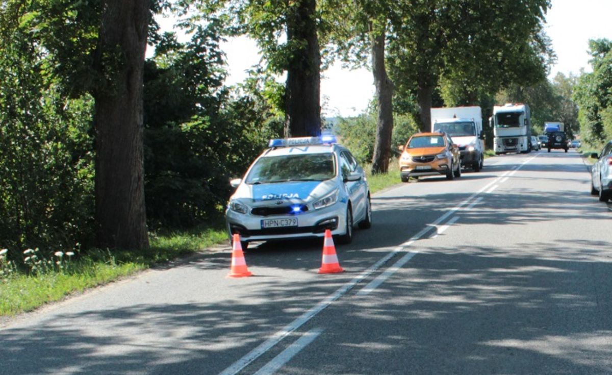 Zagapił się i wjechał w rodzinę na rowerach