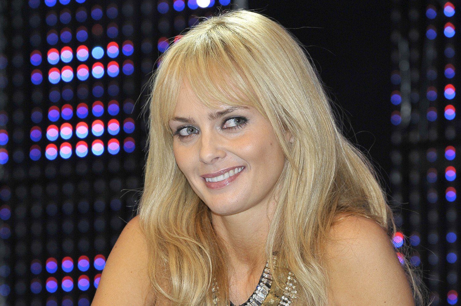 Julia Scorupco urodziła się 15 września 1997 roku. Niedawno skończyła 26 lat. Jest córką Izabelli Scorupco - aktorki, modelki i piosenkarki oraz Mariusza Czerkawskiego - jednego z najwybitniejszych polskich hokeistów w historii.Na zdjęciu Izabella Scorupco na imprezie, na której została ambasadorką nowej linii Dr Irena Eris TOKYO LIFT. Rok 2010.Tak wygląda dziś 26-letnia Julia Scorupco, córka Mariusza Czerkawskiego i Izabelli Scorupco. Zajrzyjcie do naszej galerii i zobaczcie zdjęcia &gt;&gt;&gt;&gt;