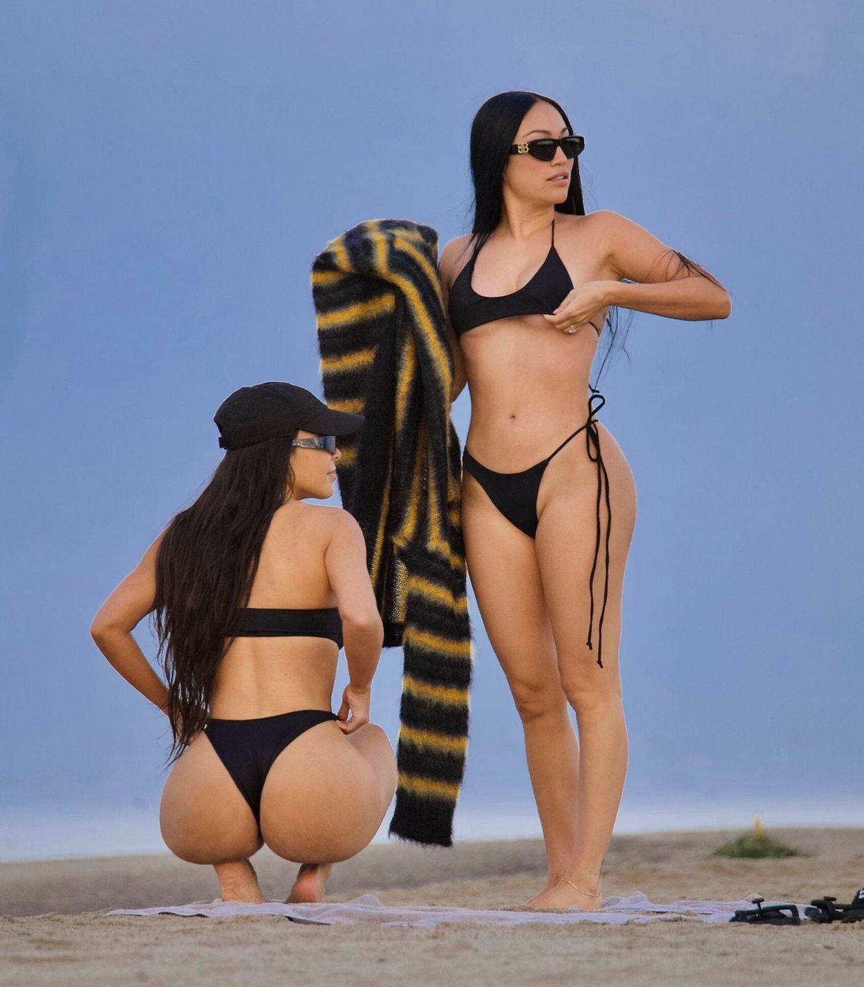 Kim Kardashian prezentuje krągłości