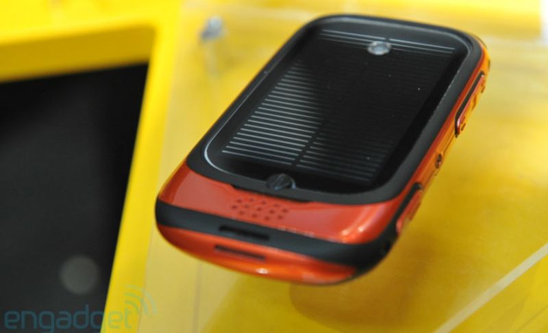 Umeox Apollo - Android zasilany słońcem 2