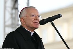 Abp Jędraszewski zjawił się u Dudy. Nie przyjechał z pustymi rękoma