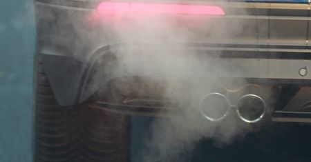 Producenci będą mieć problem ze spełnieniem nowych norm emisji CO2. Koronawirus nie pomoże