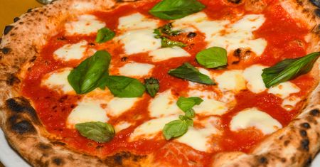 Wyjątkowa jak żadna inna. Na czym polega sekret pizzy neapolitańskiej?
