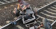 Tragedia na przejeździe kolejowym w Jackowie. Wjechał traktorem pod pociąg Intercity