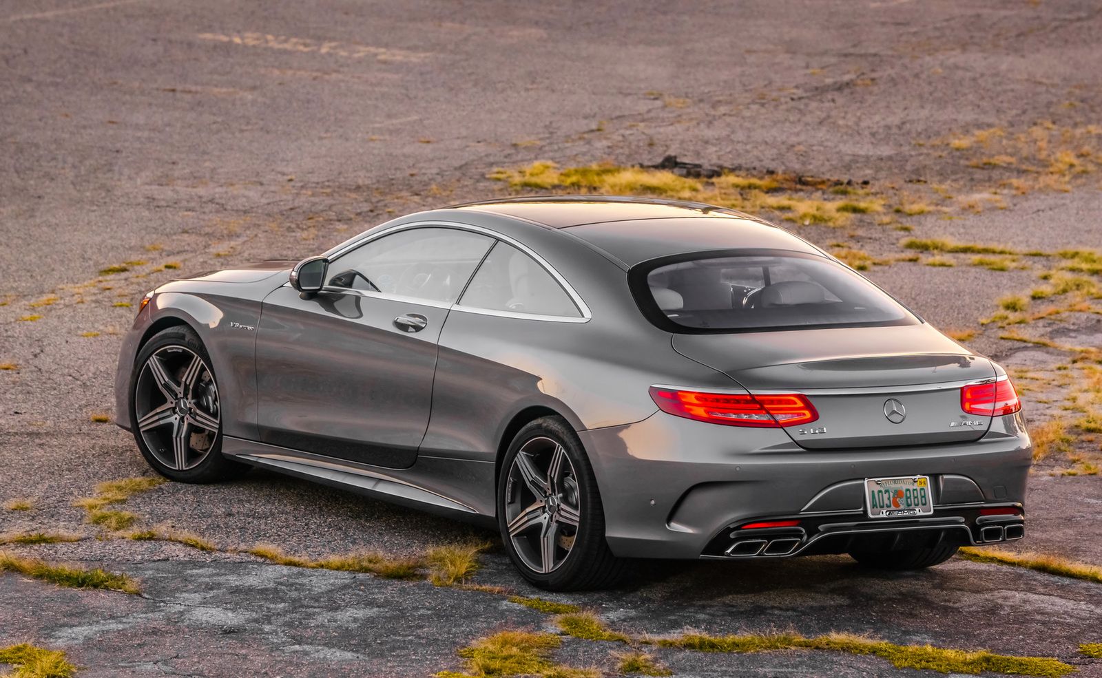 Mercedes-Benz S63 AMG i S550 Coupé w nowej galerii zdjęć 21