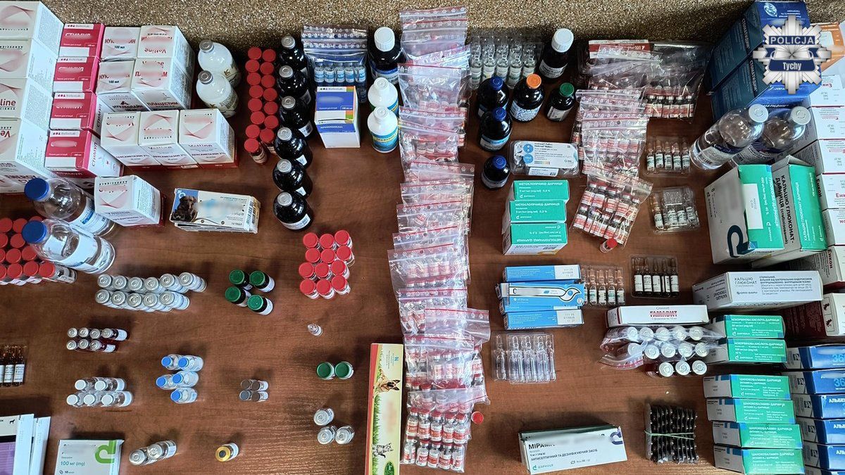 Nielegalny obrót lekami. 30-latek zatrzymany