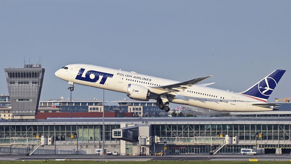 Zakaz lotów. Opublikowano nowe rozporządzenie