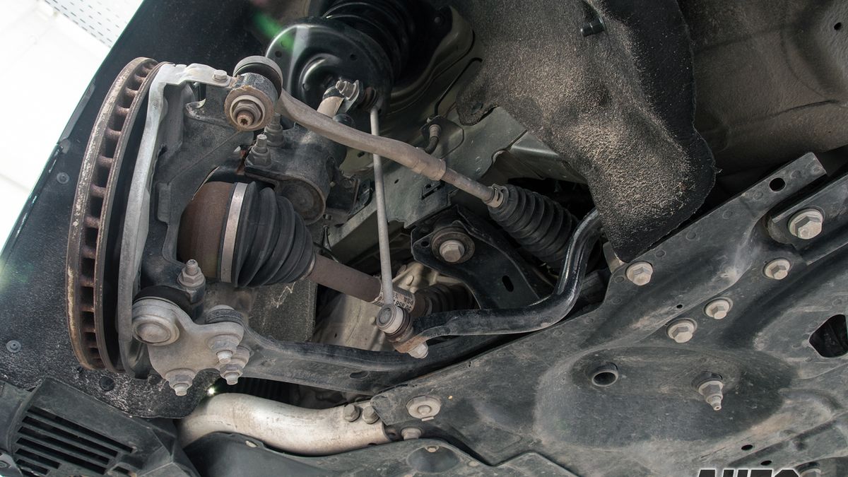 Choć regeneracja wahacza jest metodą już bardzo starą i rzemieślniczą, to wcale nie traci na aktualności. Nic nie stoi na przeszkodzie, by stosować ją w nowoczesnych autach.