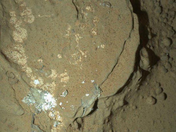 Pierwsze nocne zdjęcia Mars Rover Curiosity